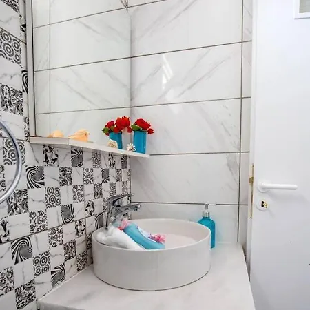 Agia Pelagia Green Apt Just 50m From Sea Apartment *